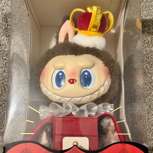 LOT of 2 Pop Mart The Monsters Let's Checkmate LABUBU KING AND QUEEN ~SEALED~ - Picture 2 of 10